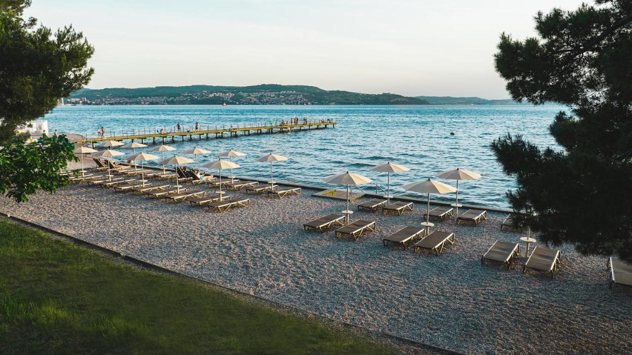 Adria Apartments - Hotel & Resort Adria Ankaran Εξωτερικό φωτογραφία